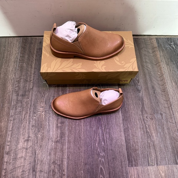 Sofft women’s Naisbury 2 Italian leather slip on shoe sz 6.5 - Picture 4 of 6